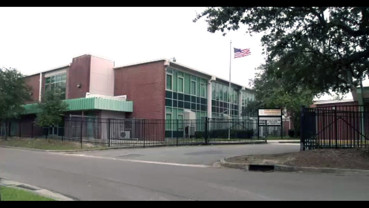 Long Branch Elementary School On Lockdown After Shooting Nearby